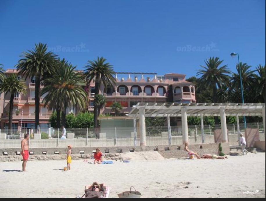 L Annexe 50M De La Plage Bandol Esterno foto