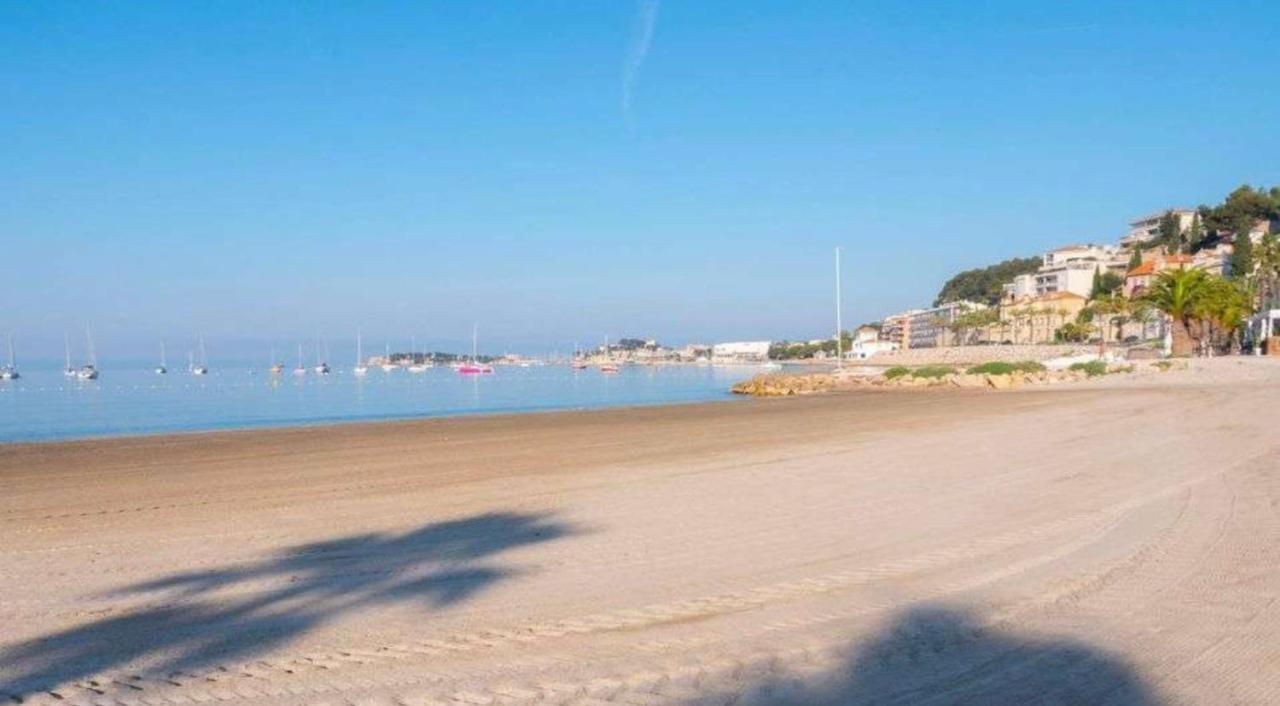 L Annexe 50M De La Plage Bandol Esterno foto